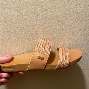 Reef Tan Sandals Comfortable Stylish Footwear